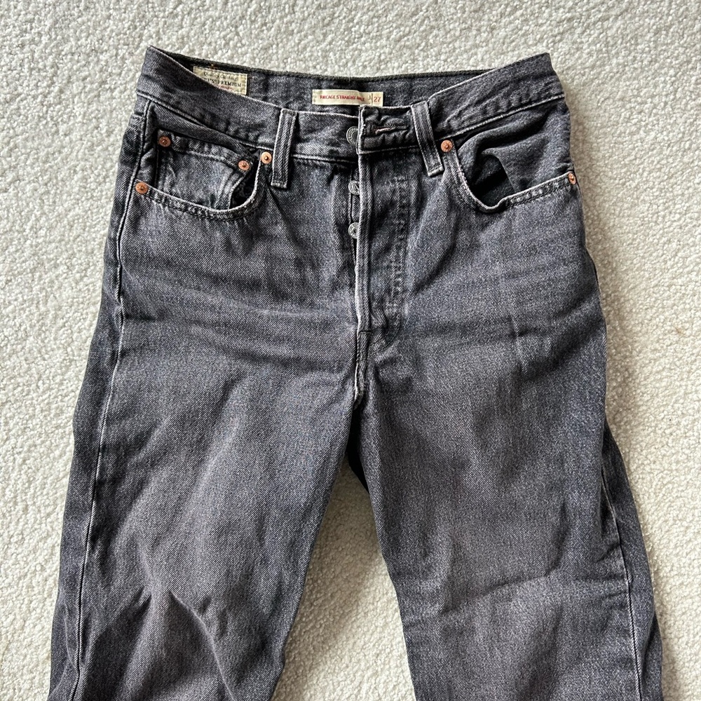 Levi’s ribcage jeans